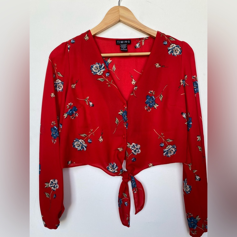 Boutique Long Sleeve Semi Cropped Top